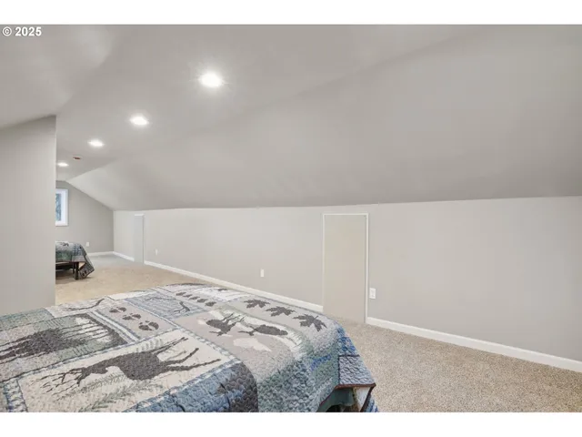 $499,000 | 23595 East Lolo Pass Road, Rhododendron, OR 97049