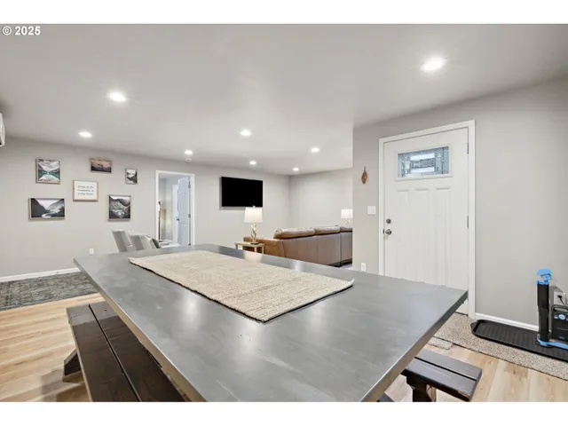 $499,000 | 23595 East Lolo Pass Road, Rhododendron, OR 97049