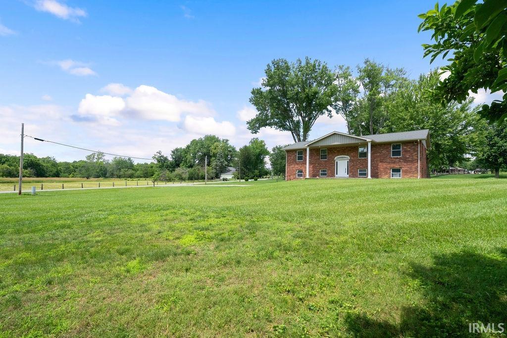 524 County Rd East 550 North Kokomo, IN 46901 - Photo 2 of 34