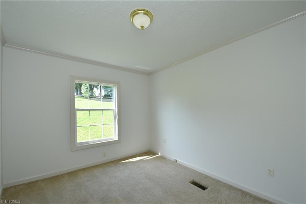 7580 Ridge Road Tobaccoville, NC 27050 - Photo 13 of 19 Gallery Image 13