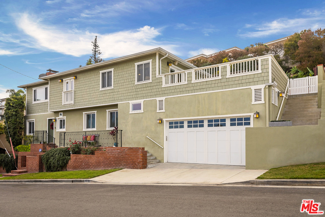 7015 Earldom Avenue Playa del Rey, CA 90293 - Photo 2 of 48