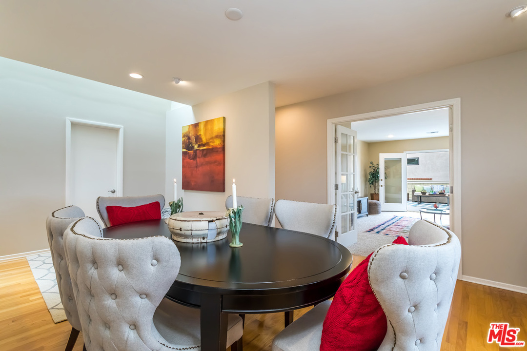 7015 Earldom Avenue Playa del Rey, CA 90293 - Photo 23 of 48