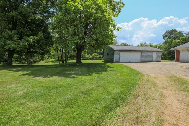3967 Sprunica Road Nashville, IN 47448 - Photo 4 of 97 Gallery Image 4