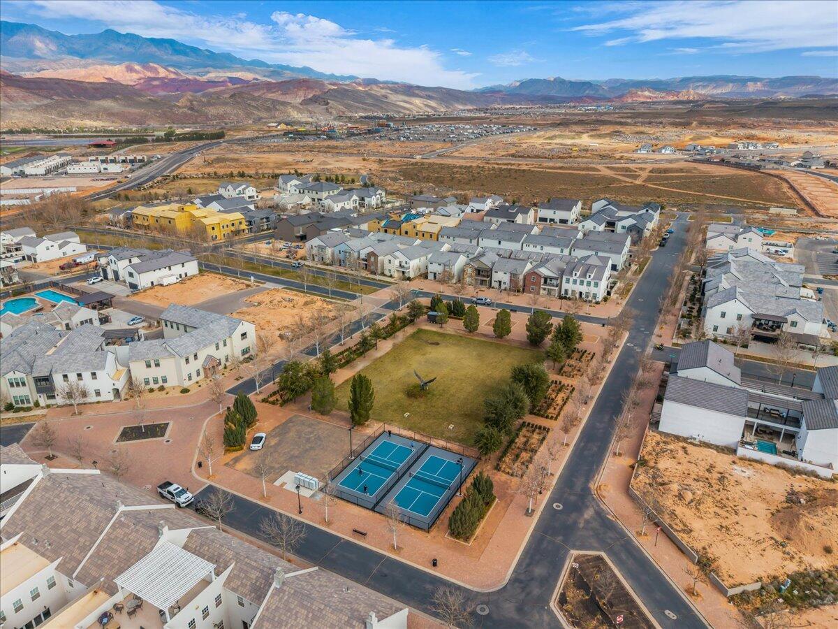 4351 Canterbury Road, Unit E2 Hurricane, UT 84737 - Photo 5 of 13 Park