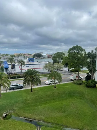 $5,000 | 830 South Gulfview Boulevard, Unit 406, Clearwater, FL 33767