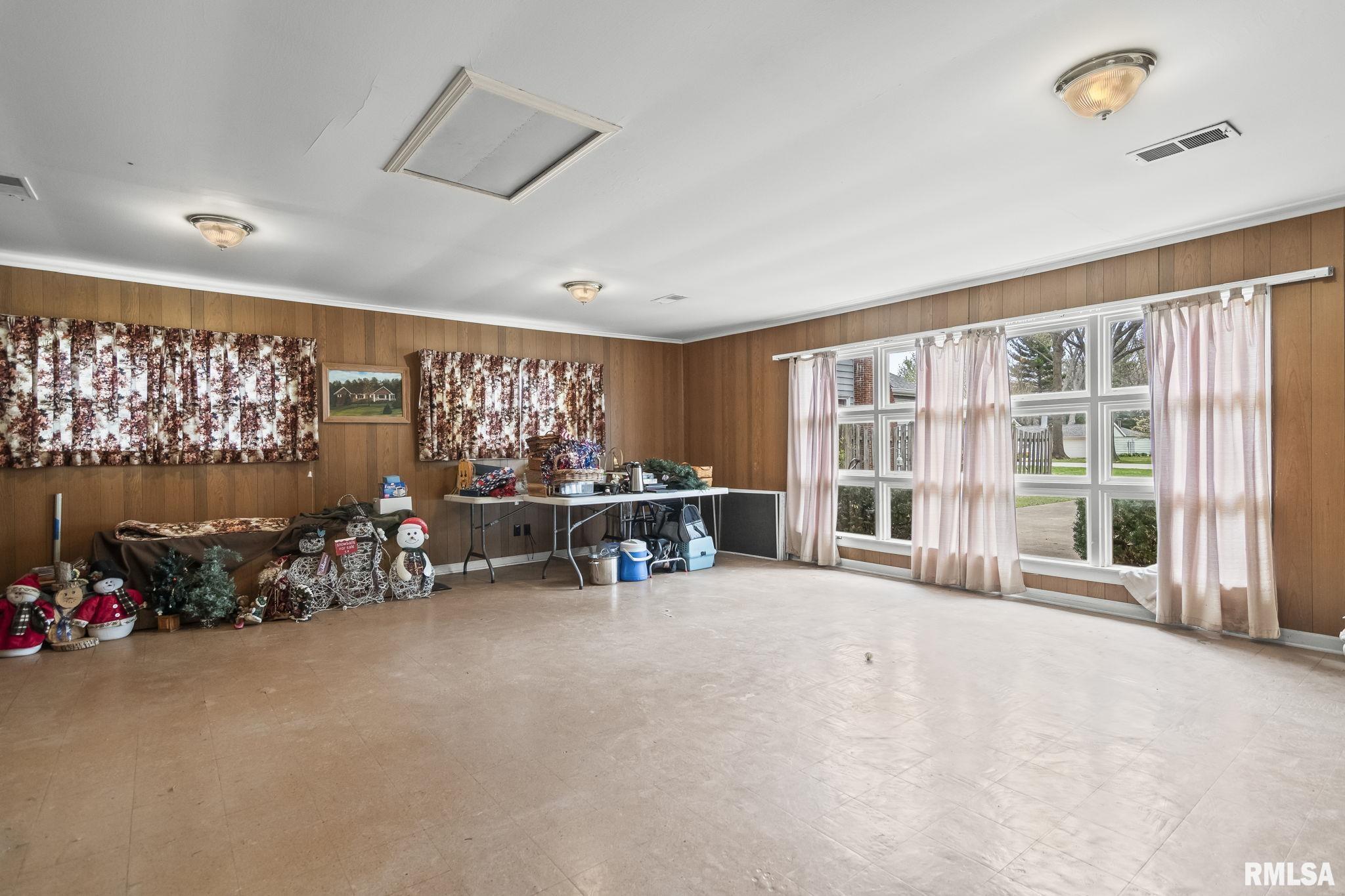 146 Circle Drive Springfield, IL 62703 - Photo 34 of 39