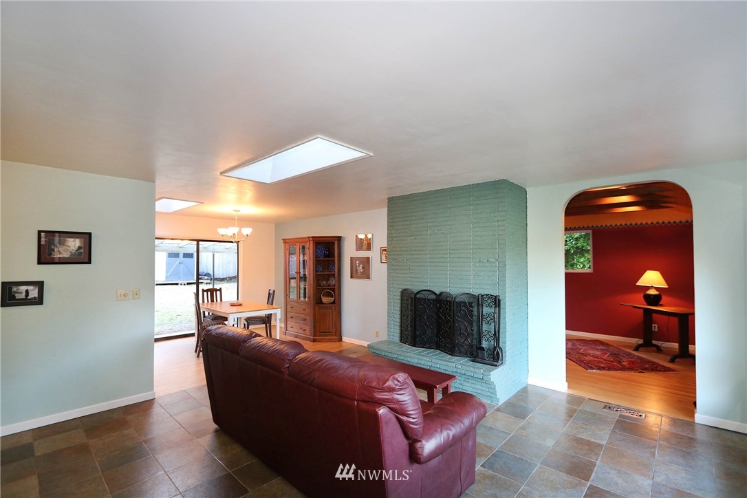 9329 Southwest Gorsuch Road Vashon, WA 98070 - Photo 8 of 22