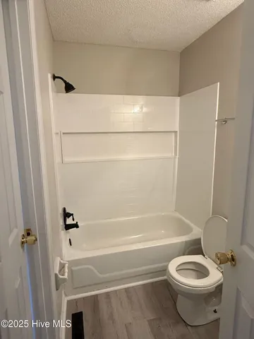 $1,350 | 207 Myrtlewood Circle, Jacksonville, NC 28546