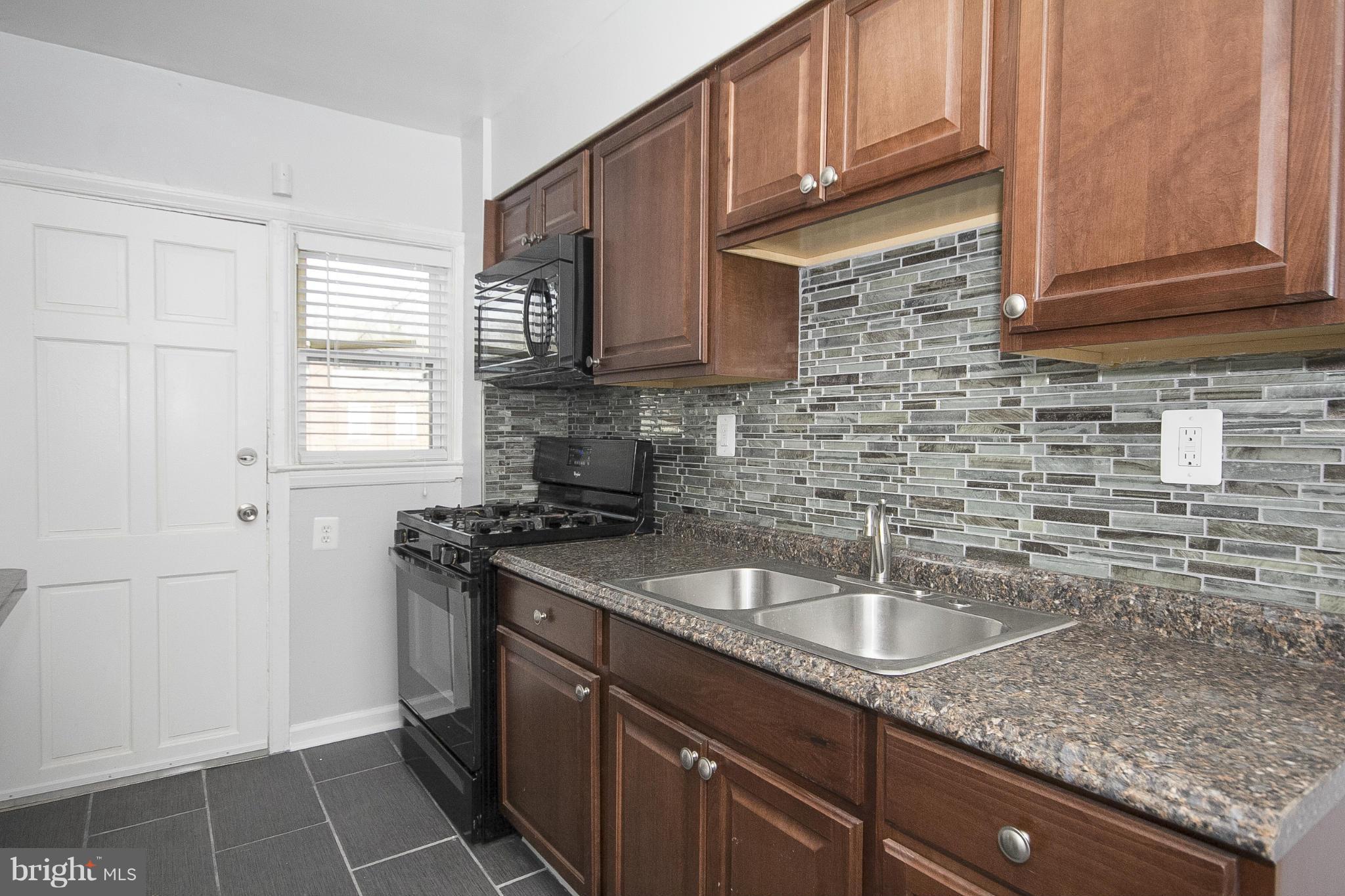 4426 Manorview Road Baltimore, MD 21229 - Photo 1 of 22 Kitchen