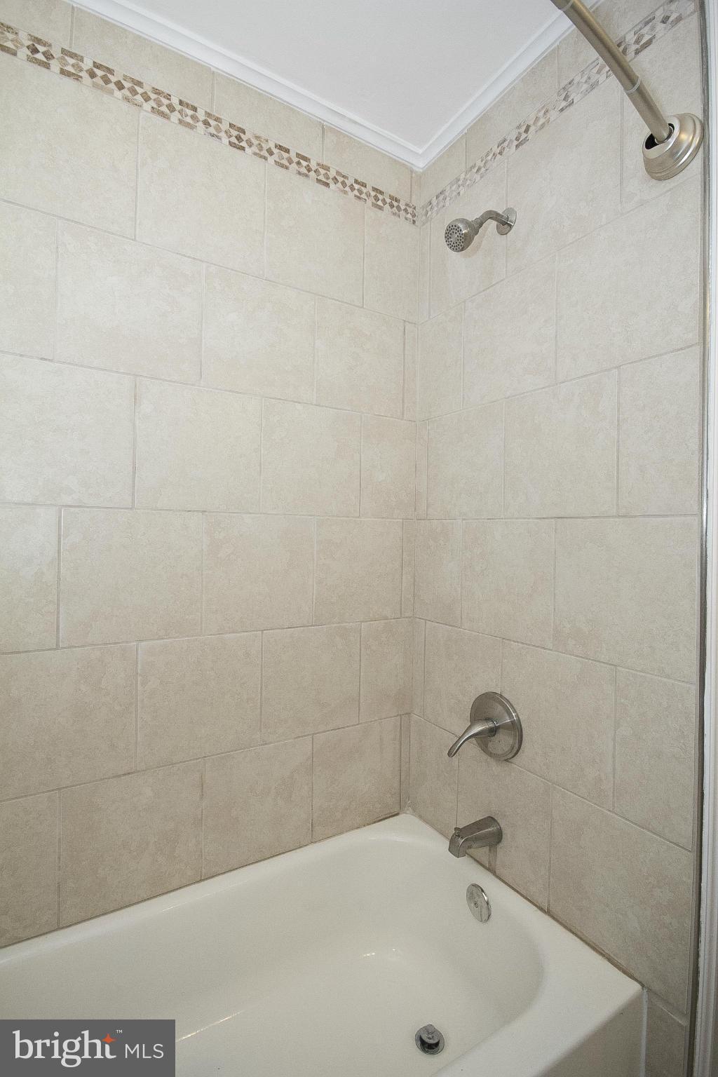 4426 Manorview Road Baltimore, MD 21229 - Photo 16 of 22 Bath