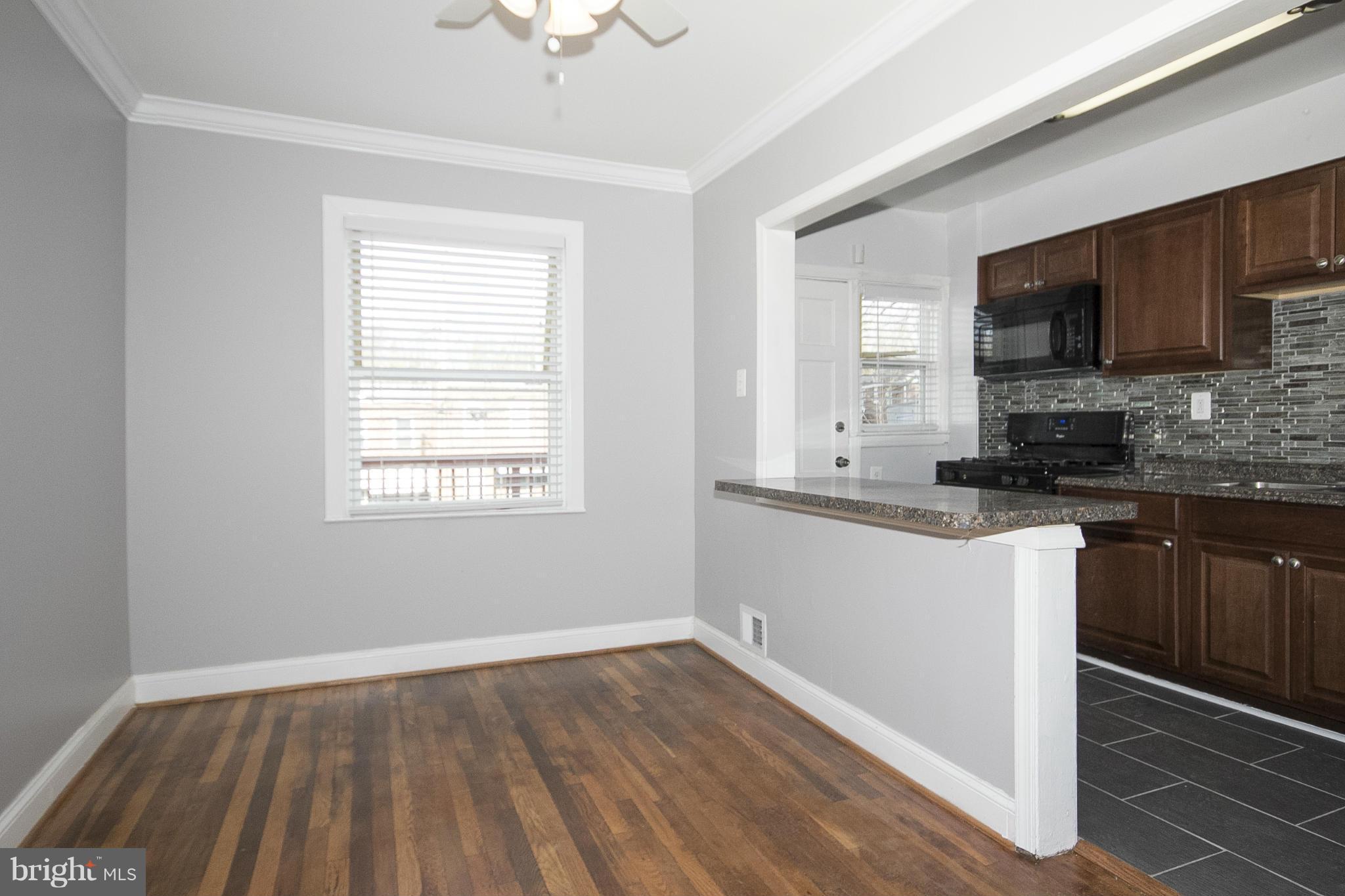 4426 Manorview Road Baltimore, MD 21229 - Photo 7 of 22 Dining Room