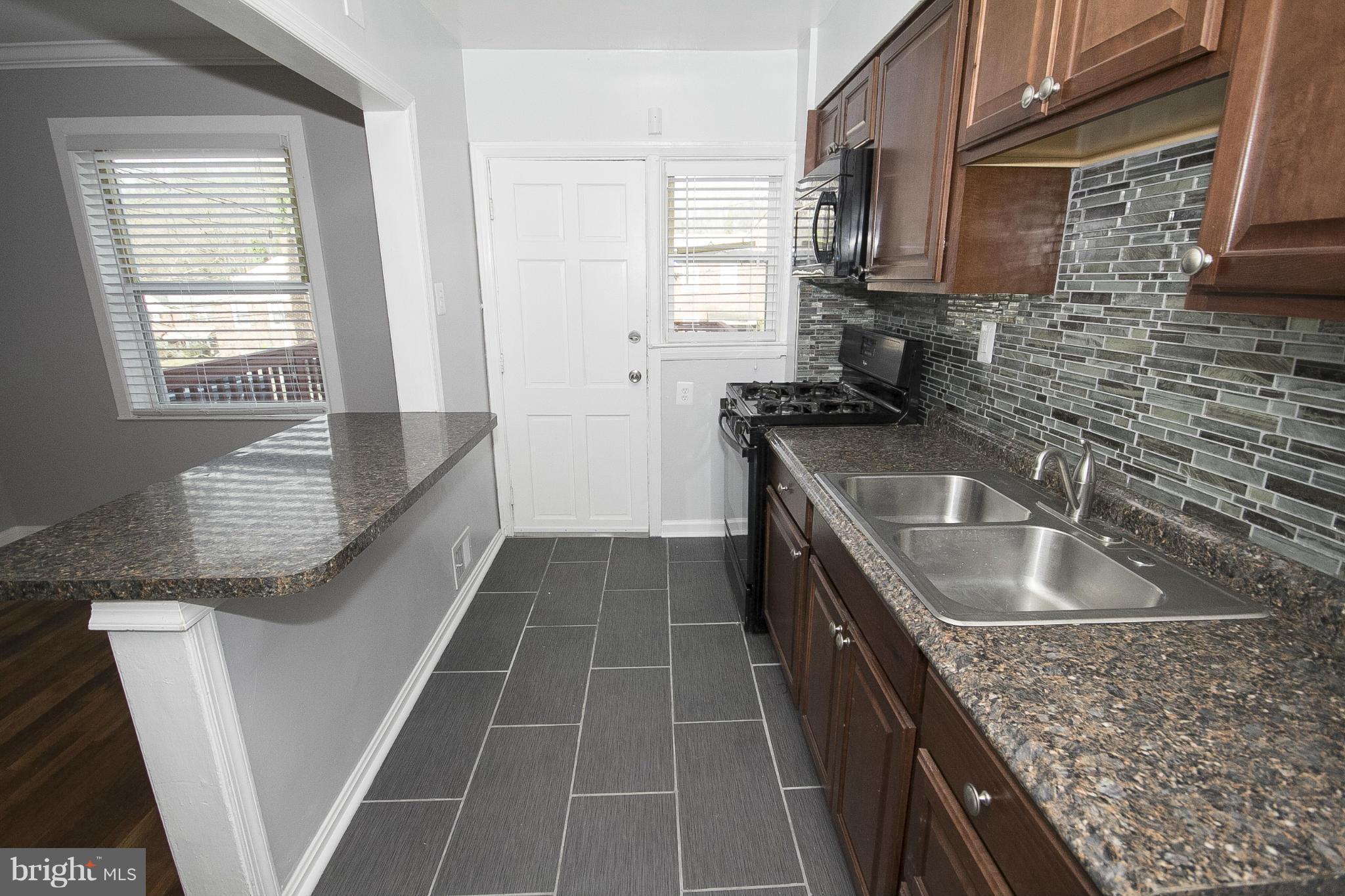 4426 Manorview Road Baltimore, MD 21229 - Photo 9 of 22 Kitchen
