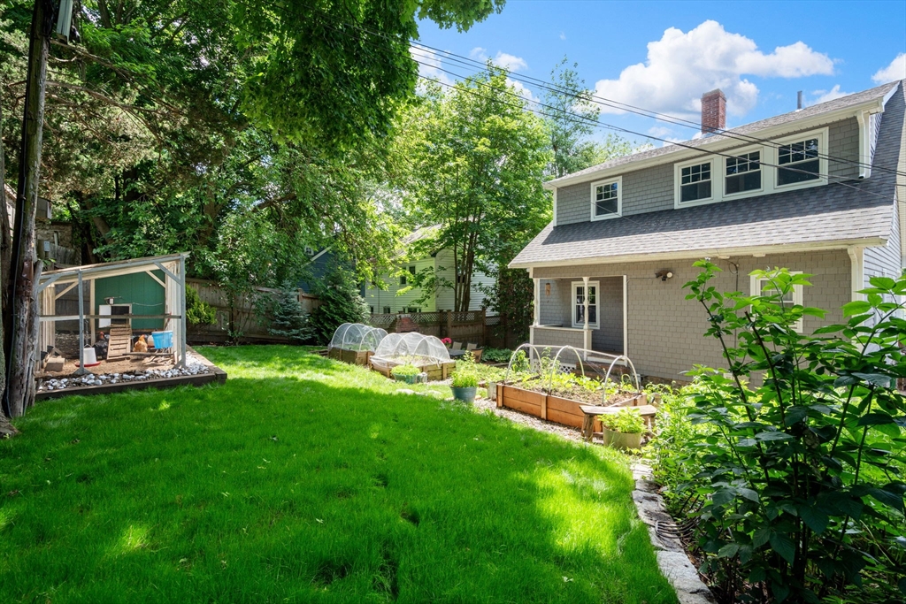 87 Redlands Road Boston, MA 02132 - Photo 26 of 31 Gallery Image 26