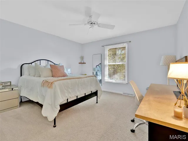 $600,000 | 2323 Hollyhead Drive, St. Louis, MO 63131