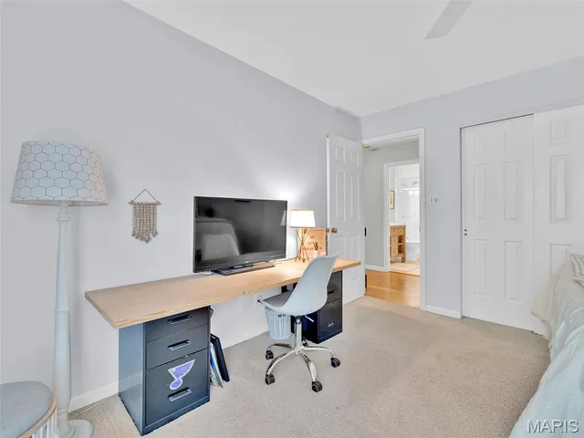 $600,000 | 2323 Hollyhead Drive, St. Louis, MO 63131