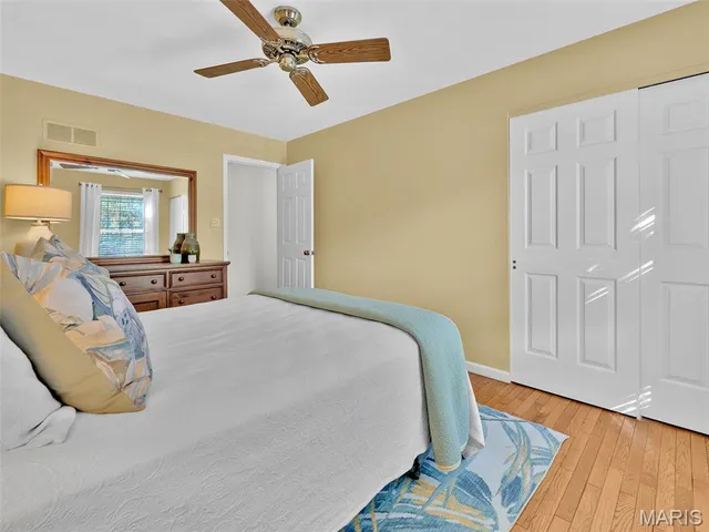 $600,000 | 2323 Hollyhead Drive, St. Louis, MO 63131