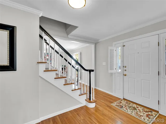 $600,000 | 2323 Hollyhead Drive, St. Louis, MO 63131