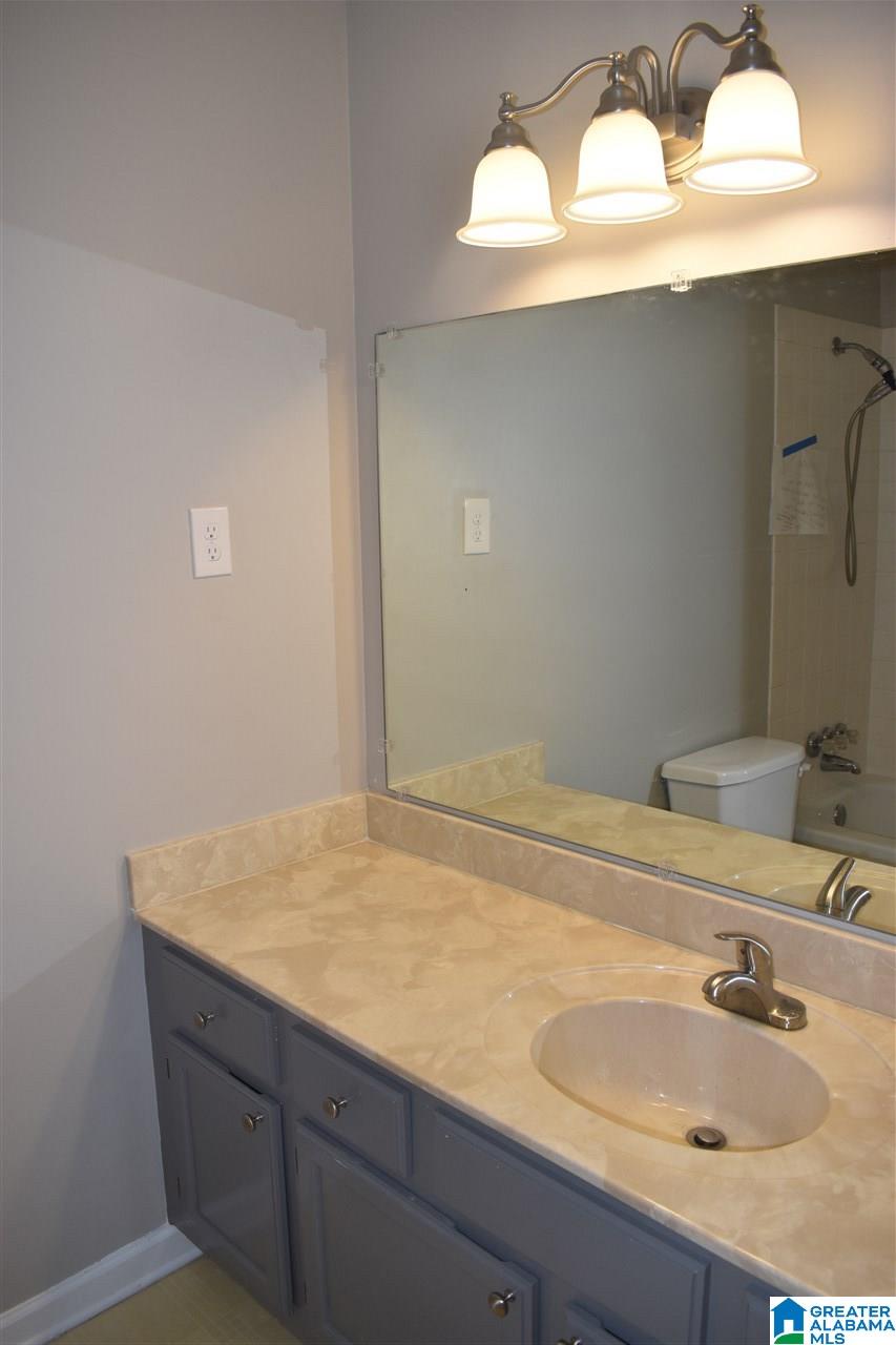 3806 Windhover, Unit 3 Birmingham, AL 35216 - Photo 17 of 28