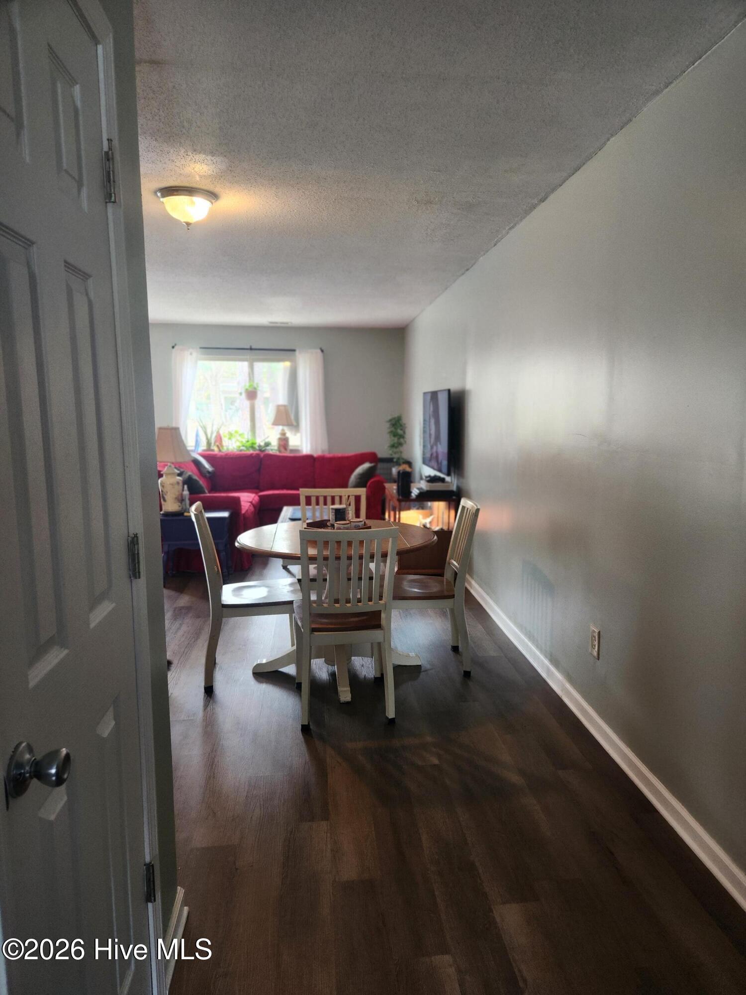 165 Quarterdeck New Bern, NC 28562 - Photo 8 of 21 20260324_144031