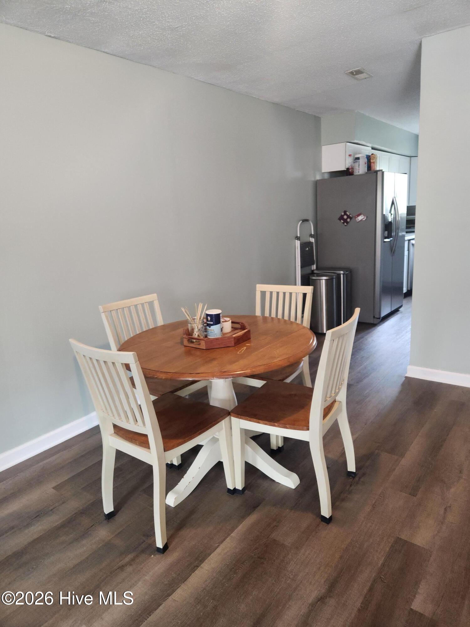 165 Quarterdeck New Bern, NC 28562 - Photo 10 of 21 20260324_144359