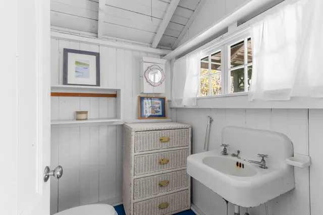 $1,100,000 | 2 Meetinghouse Road, Unit 2, Truro, MA 02666