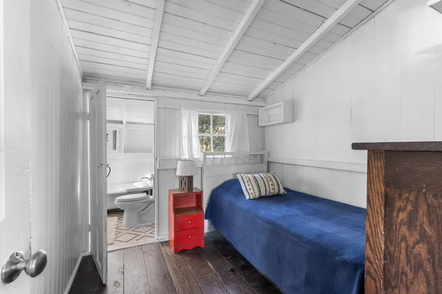 $1,100,000 | 2 Meetinghouse Road, Unit 2, Truro, MA 02666