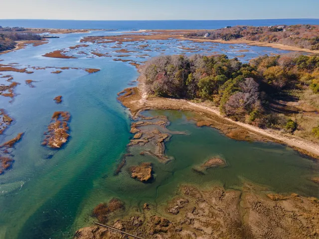 $1,100,000 | 2 Meetinghouse Road, Unit 2, Truro, MA 02666