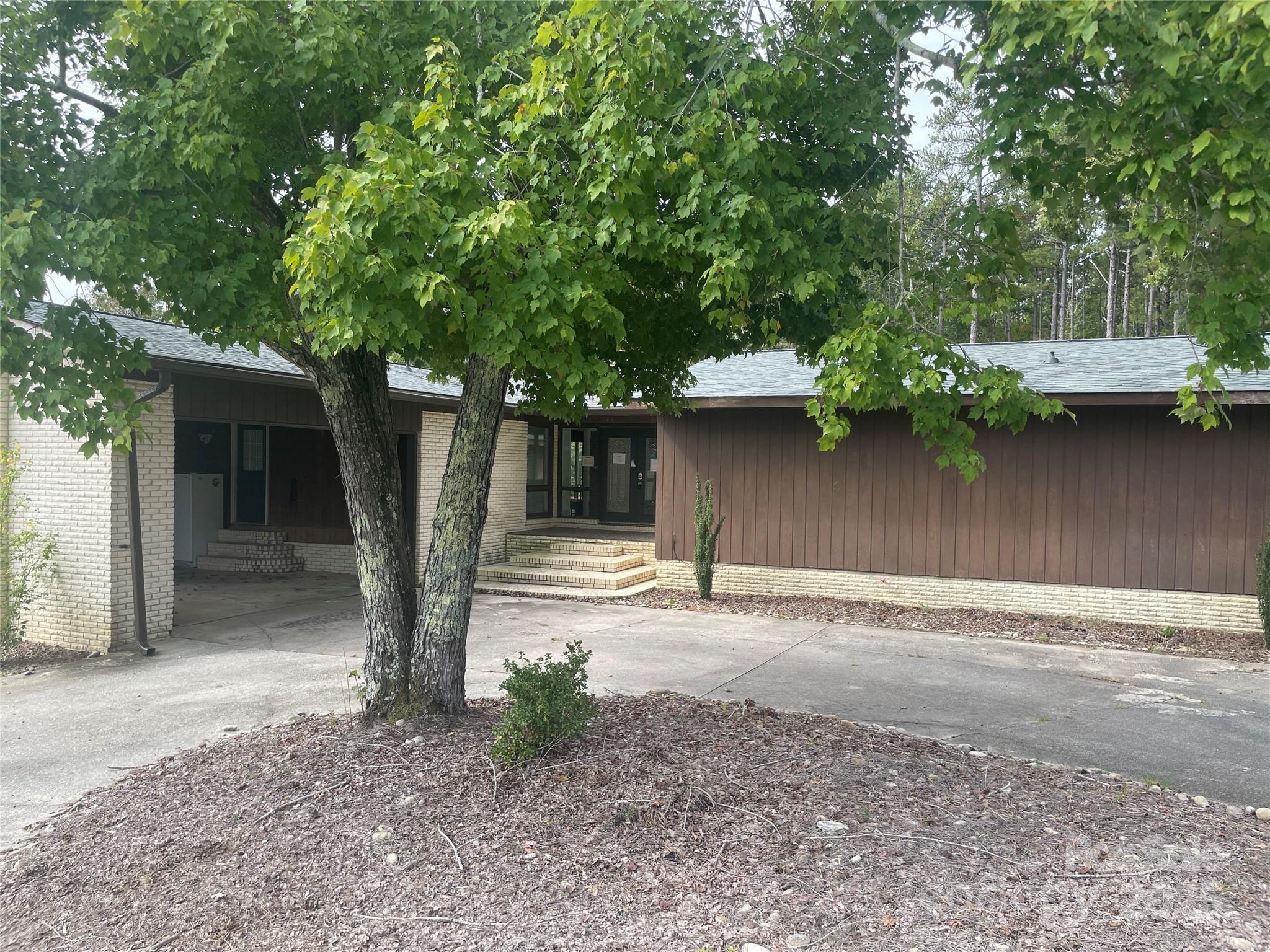 344 Mt Vernon Road Union, SC 29379 - Photo 3 of 40 Gallery Image 3