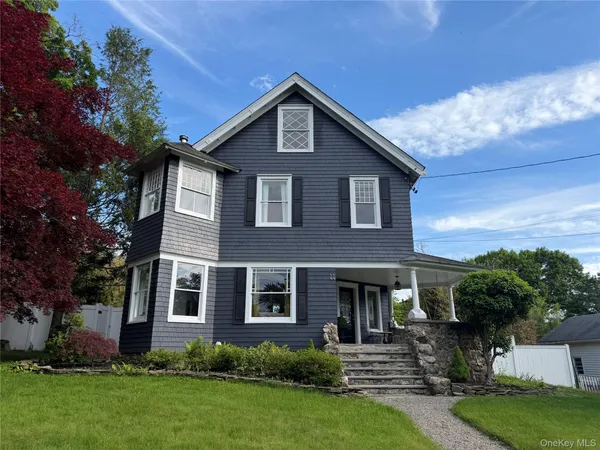 $1,295,000 | 44 Merrit Avenue, Millbrook, NY 12545