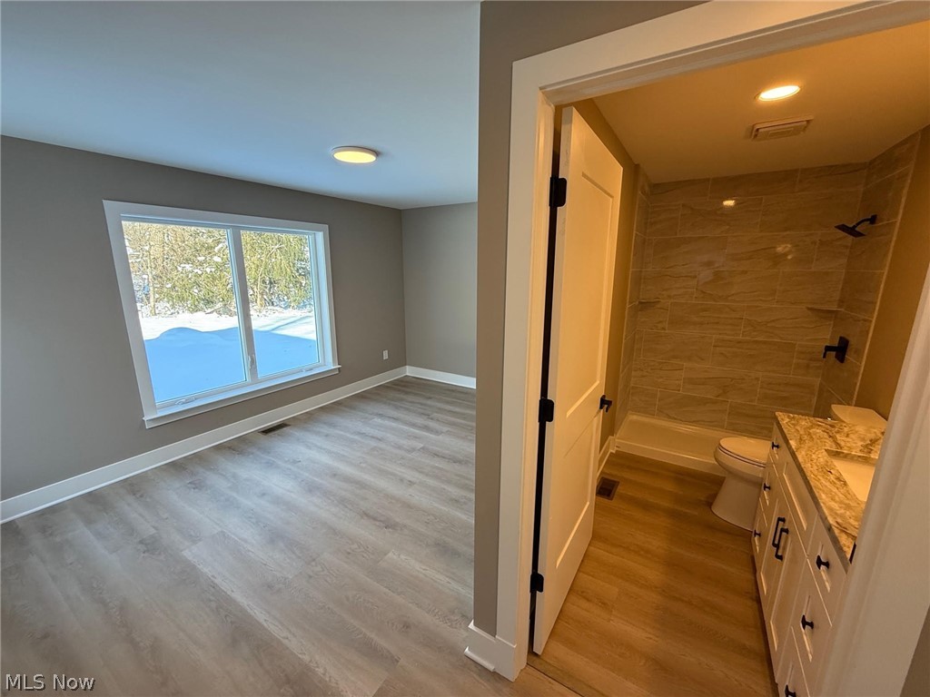 3940 Ellendale Road Moreland Hills, OH 44022 - Photo 23 of 36 2nd en-suite bath