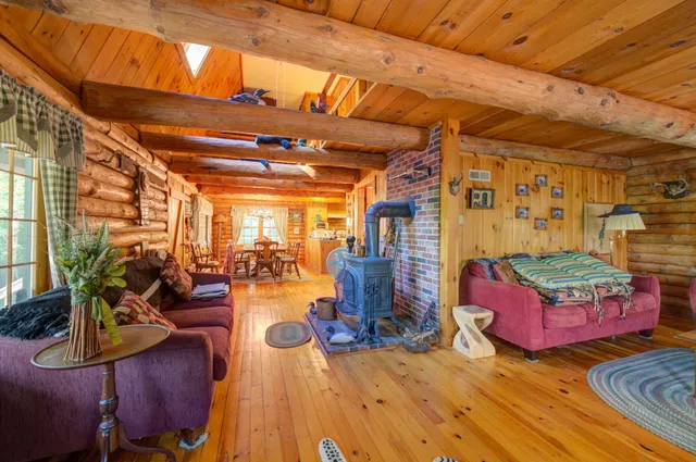 $1,250,000 | 15 Worcester Drive, Raymond, ME 04071