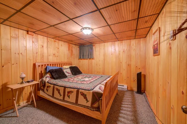 $1,250,000 | 15 Worcester Drive, Raymond, ME 04071