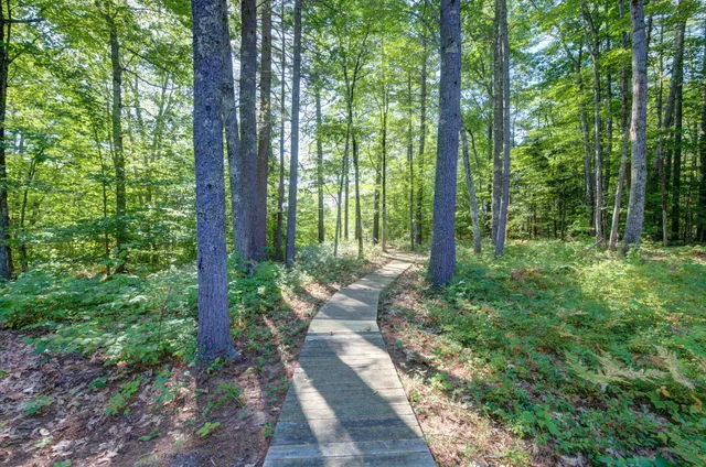 $1,250,000 | 15 Worcester Drive, Raymond, ME 04071