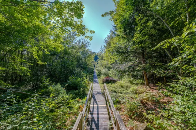 $1,250,000 | 15 Worcester Drive, Raymond, ME 04071