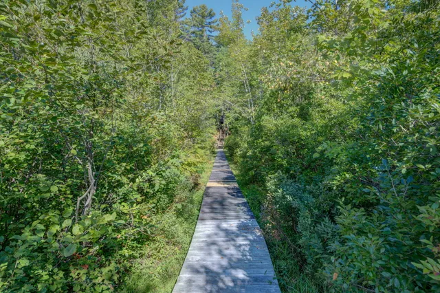 $1,250,000 | 15 Worcester Drive, Raymond, ME 04071