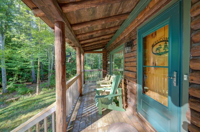 $1,250,000 | 15 Worcester Drive, Raymond, ME 04071