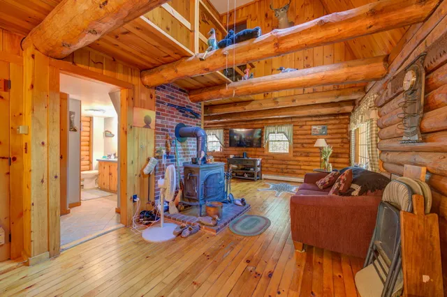 $1,250,000 | 15 Worcester Drive, Raymond, ME 04071