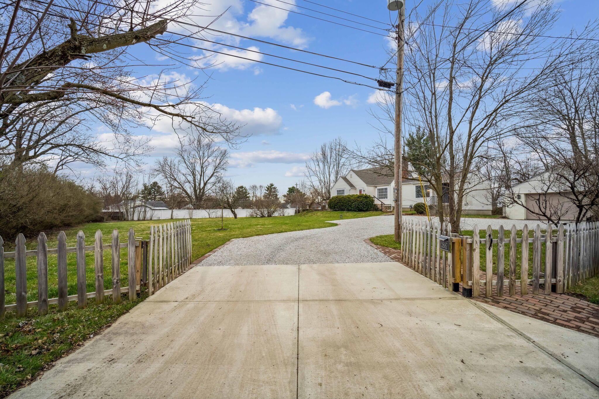 2887 Alwine Road Columbus, OH 43224 - Photo 34 of 42 40-web-or-mls-2887-alwine-rd