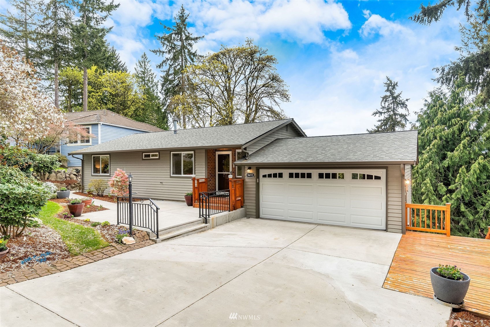 9633 125th Place Southeast Renton, WA 98056 - Photo 1 of 40 Gallery Image 1