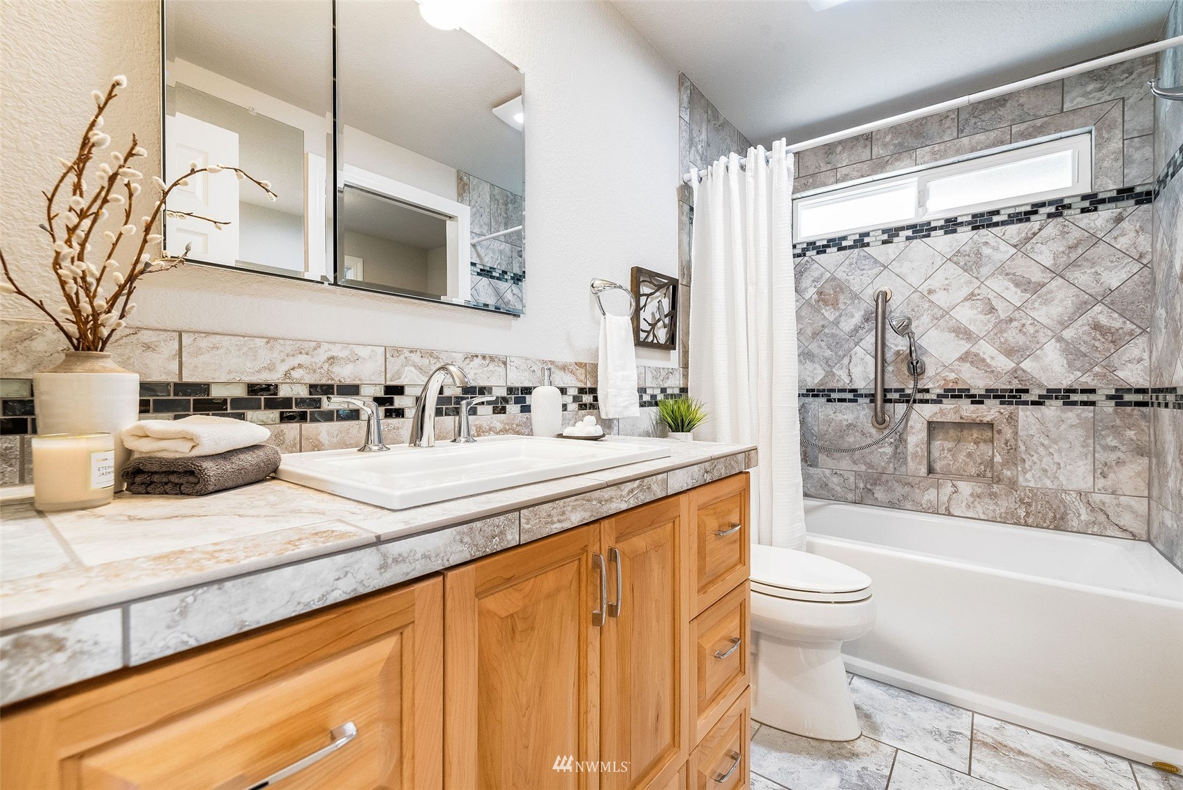 9633 125th Place Southeast Renton, WA 98056 - Photo 17 of 40 Gallery Image 17