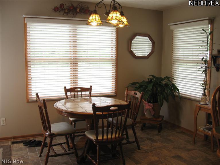 4482 Lyntz Road Warren, OH 44481 - Photo 11 of 20 Gallery Image 11
