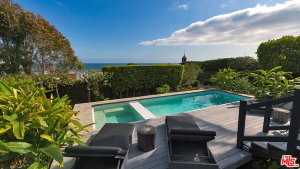 $35,000 | 31970 Pacific Coast Highway, Malibu, CA 90265