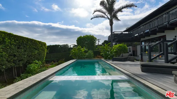 $35,000 | 31970 Pacific Coast Highway, Malibu, CA 90265