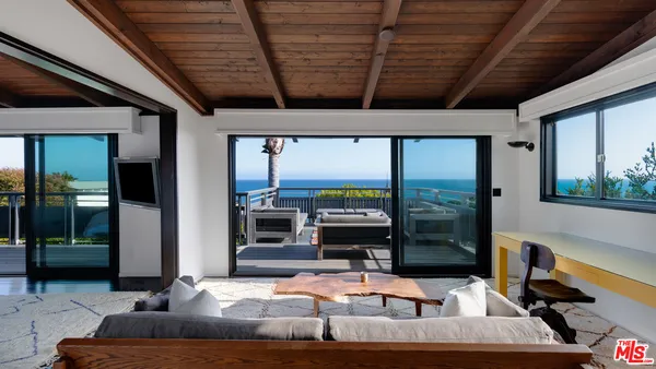 $35,000 | 31970 Pacific Coast Highway, Malibu, CA 90265