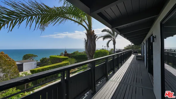 $35,000 | 31970 Pacific Coast Highway, Malibu, CA 90265