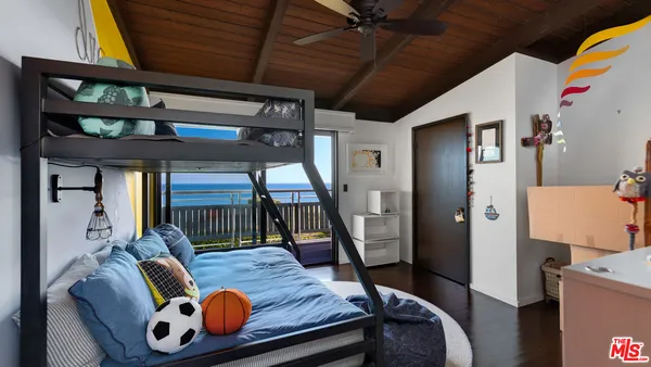 $35,000 | 31970 Pacific Coast Highway, Malibu, CA 90265
