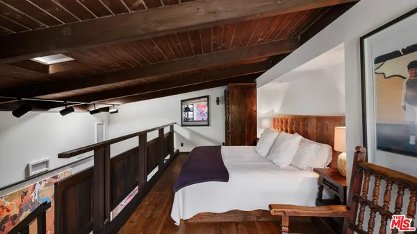 $35,000 | 31970 Pacific Coast Highway, Malibu, CA 90265