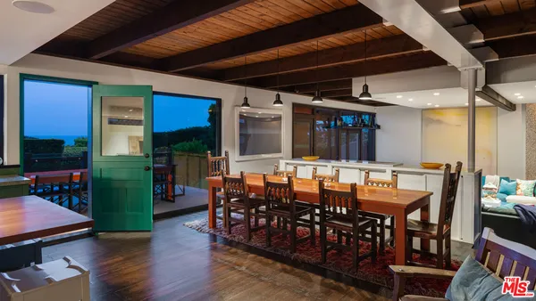 $35,000 | 31970 Pacific Coast Highway, Malibu, CA 90265