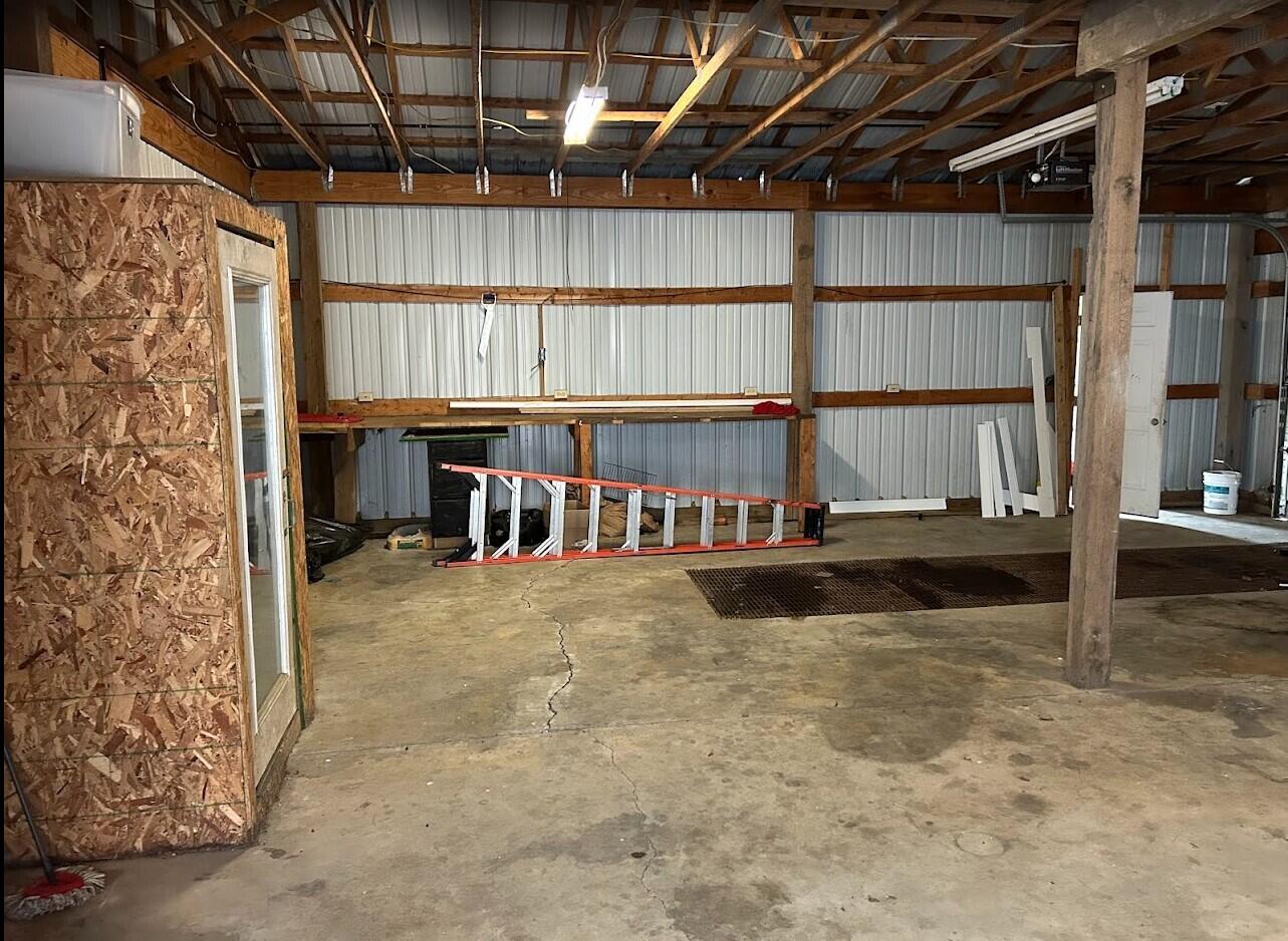 1490 Goldsvalley Road Dry Ridge, KY 41035 - Photo 21 of 29 garage 3