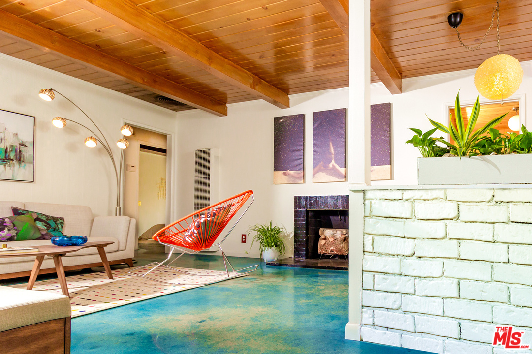 13063 Montford Street Pacoima, CA 91331 - Photo 3 of 30